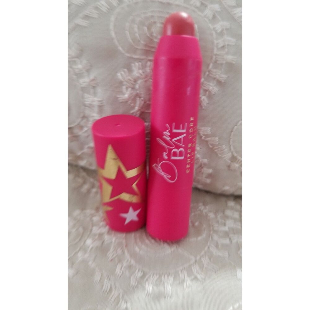 The L.W.Y.A. by Kim Gravel Balm Bae Center Core Lip Balm in "Rosey Reef"